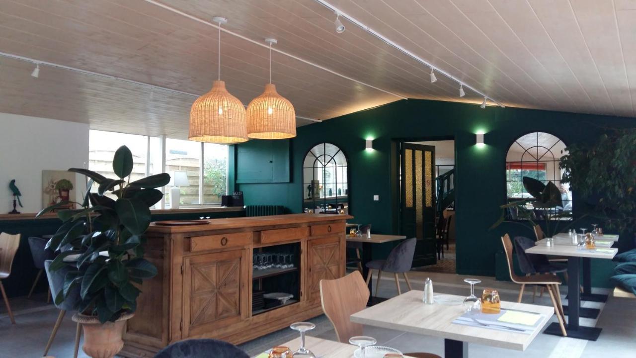 Logis Hotel Le Chene Vert Bollène Zewnętrze zdjęcie